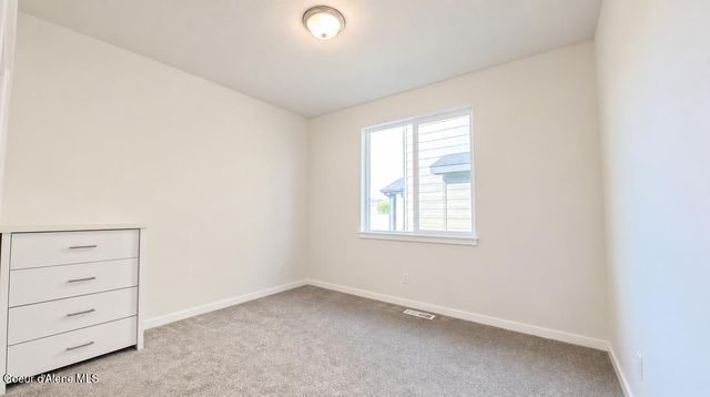 1542 W OKANOGAN AVE, Post Falls, ID 83854