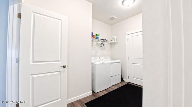 1542 W OKANOGAN AVE, Post Falls, ID 83854