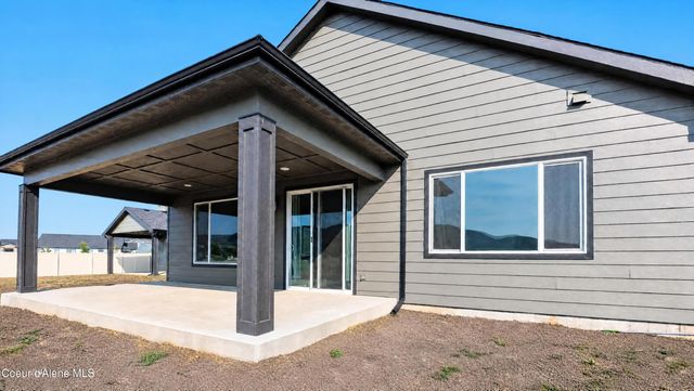 1542 W OKANOGAN AVE, Post Falls, ID 83854