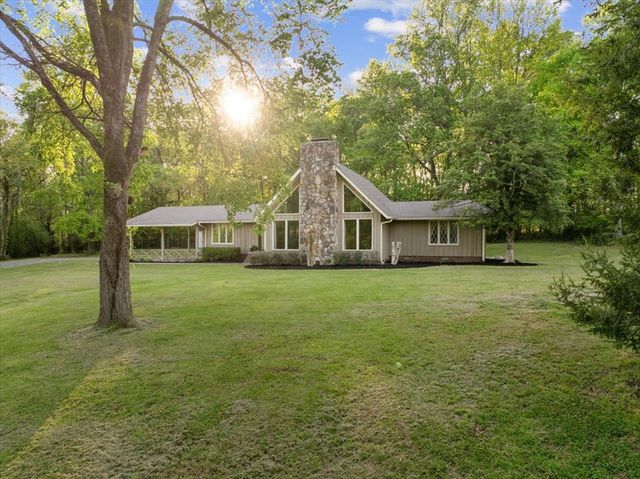 322 Mount Carmel Church Road, Chatsworth, GA 30705