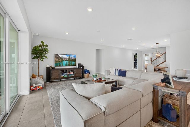 10190 SW Captiva Dr, Port St. Lucie, FL 34987