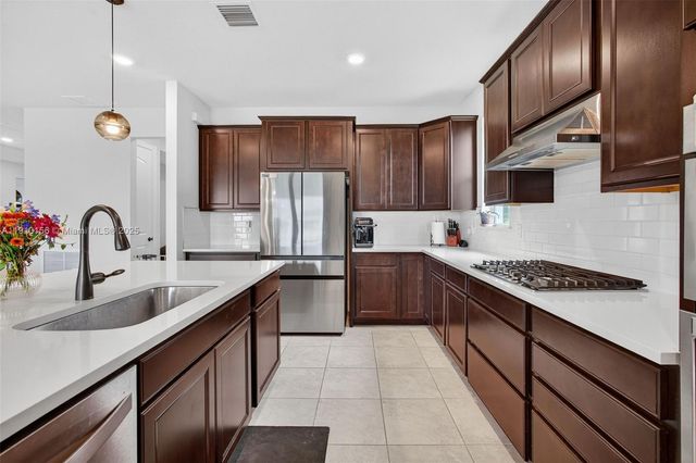 10190 SW Captiva Dr, Port St. Lucie, FL 34987