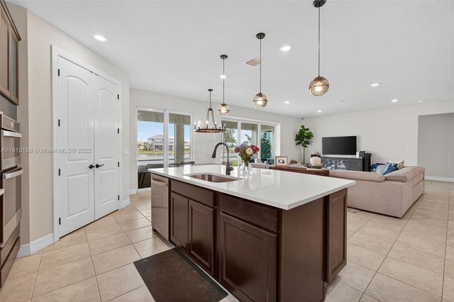 10190 SW Captiva Dr, Port St. Lucie, FL 34987