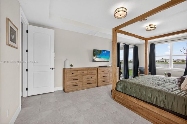 10190 SW Captiva Dr, Port St. Lucie, FL 34987