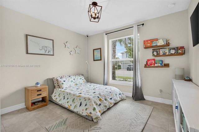 10190 SW Captiva Dr, Port St. Lucie, FL 34987