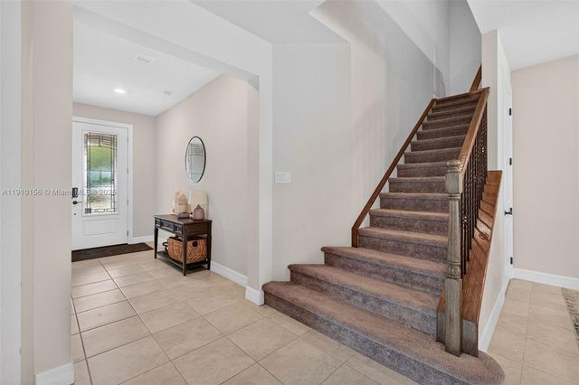 10190 SW Captiva Dr, Port St. Lucie, FL 34987