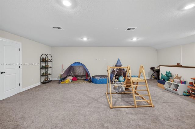 10190 SW Captiva Dr, Port St. Lucie, FL 34987