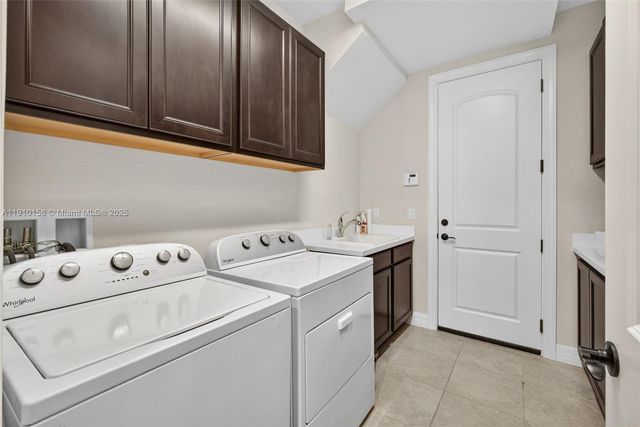 10190 SW Captiva Dr, Port St. Lucie, FL 34987