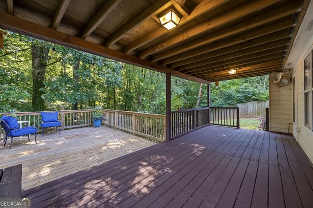 1059 Athena Court, Acworth, GA 30101