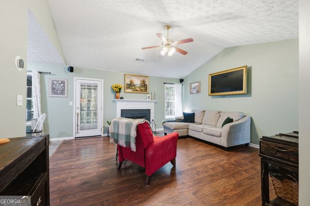 1059 Athena Court, Acworth, GA 30101