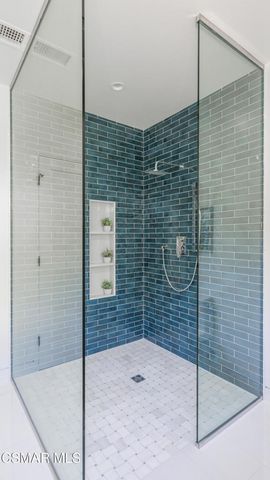 3129 Orange Avenue, La Crescenta, CA 91214