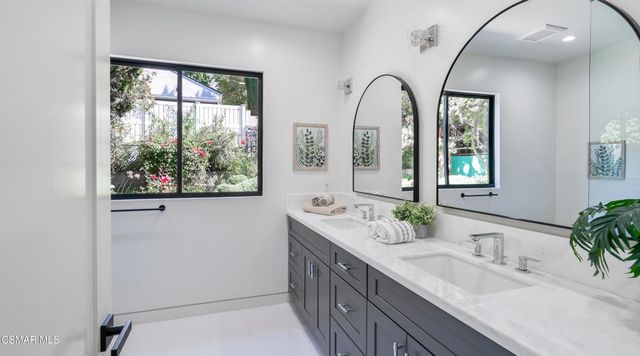 3129 Orange Avenue, La Crescenta, CA 91214