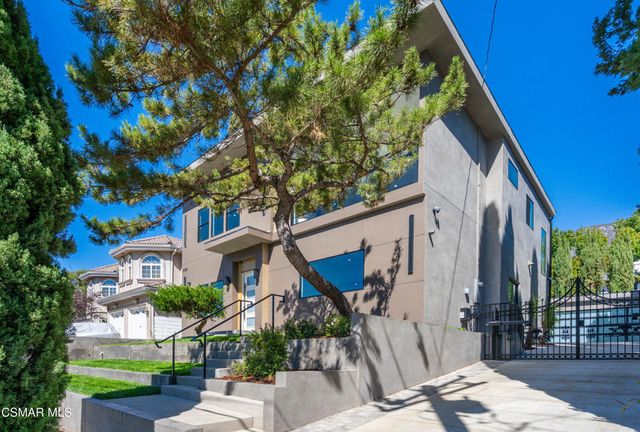 3129 Orange Avenue, La Crescenta, CA 91214