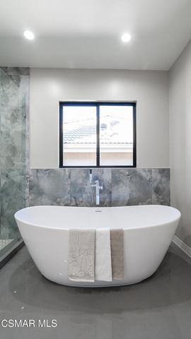 3129 Orange Avenue, La Crescenta, CA 91214