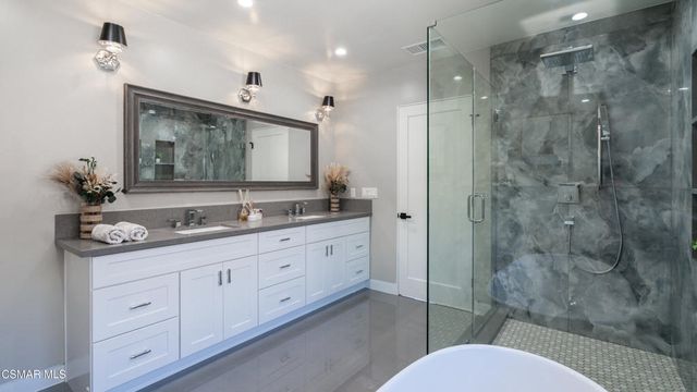 3129 Orange Avenue, La Crescenta, CA 91214