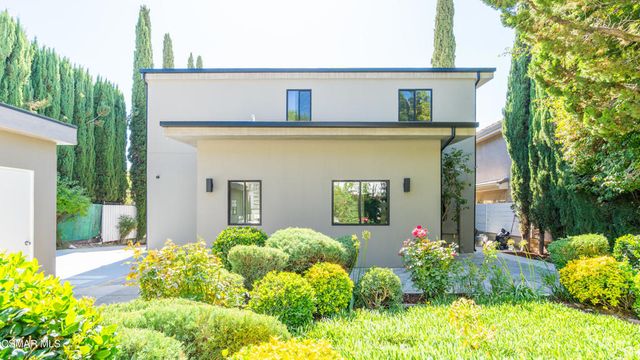 3129 Orange Avenue, La Crescenta, CA 91214