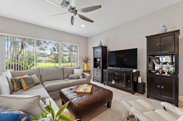 18647 SE Lakeside Drive, Jupiter, FL 33469
