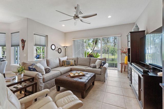 18647 SE Lakeside Drive, Jupiter, FL 33469