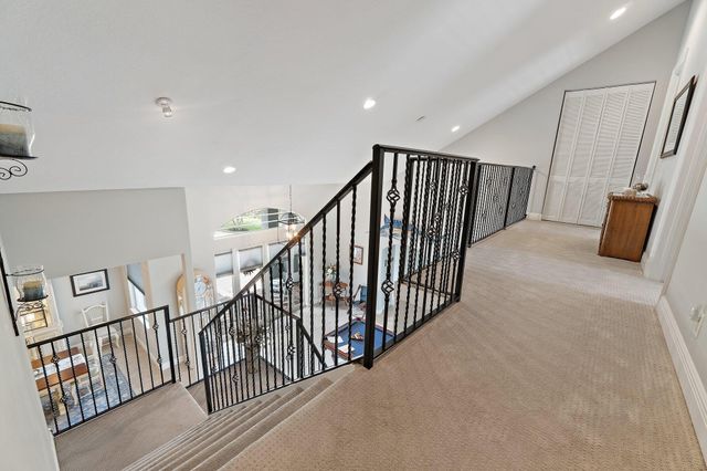 18647 SE Lakeside Drive, Jupiter, FL 33469