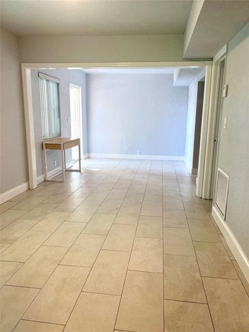 5605 Polk Street, Hollywood, FL 33021