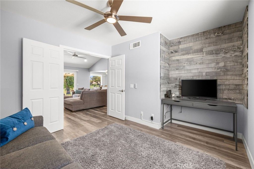 Image 9 of property listing at 41488 Inverness, Palm Desert, CA 92211