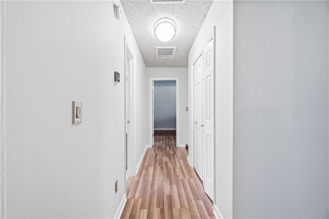 145 Shadybrook Lane SW, Atlanta, GA 30331