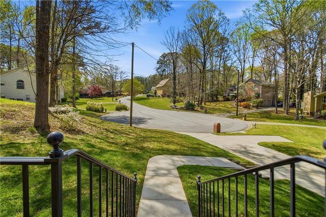 145 Shadybrook Lane SW, Atlanta, GA 30331