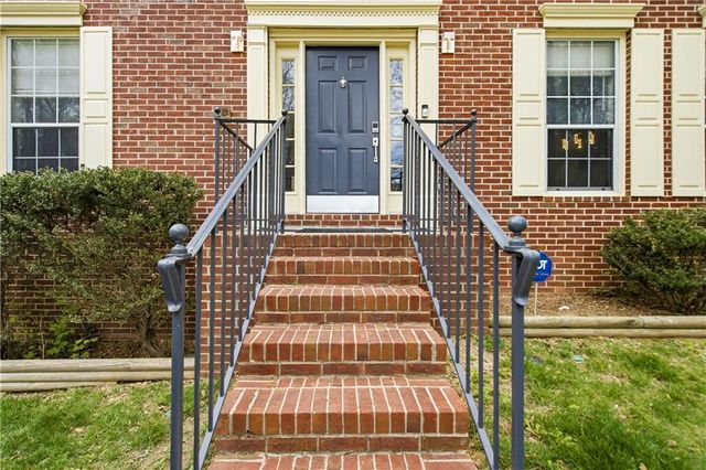 145 Shadybrook Lane SW, Atlanta, GA 30331