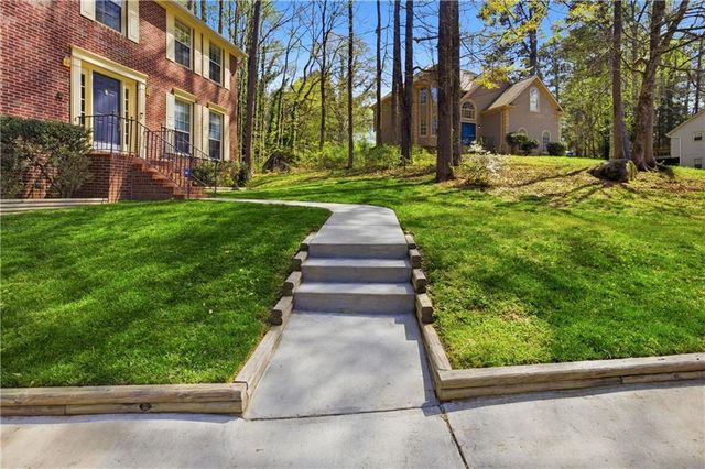 145 Shadybrook Lane SW, Atlanta, GA 30331
