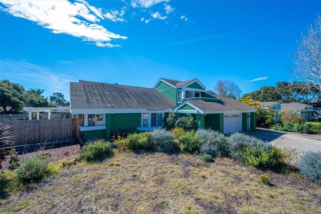 892 Onstott, Lompoc, CA 93436