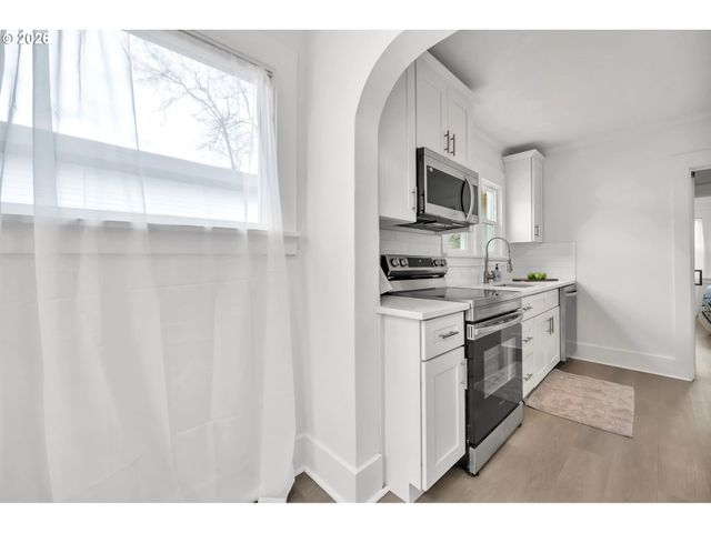 7630 N DRUMMOND Ave A, Portland, OR 97217