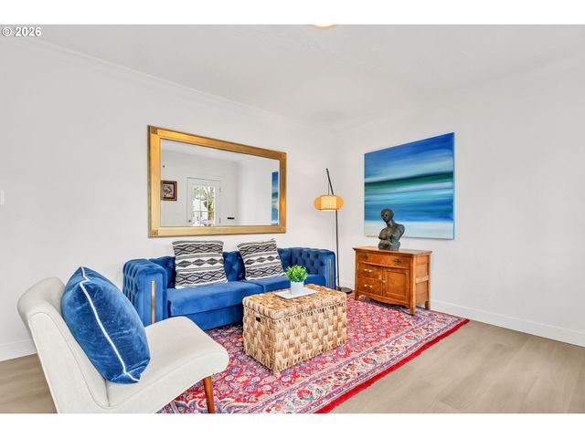 7630 N DRUMMOND Ave A, Portland, OR 97217