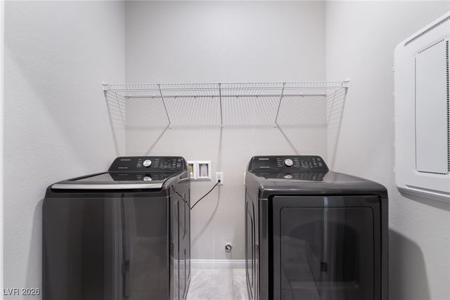 6044 Neptuno Street, Las Vegas, NV 89113