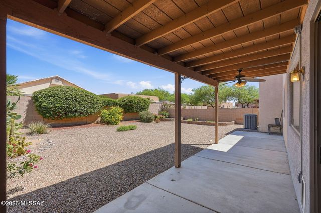 337 E Calle Albita, Green Valley, AZ 85614