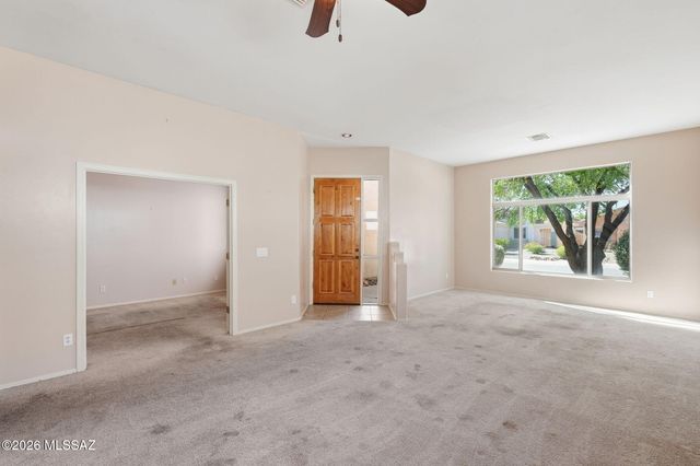 337 E Calle Albita, Green Valley, AZ 85614