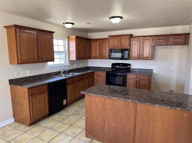 812 Grant Avenue, Prairie Grove, AR 72753