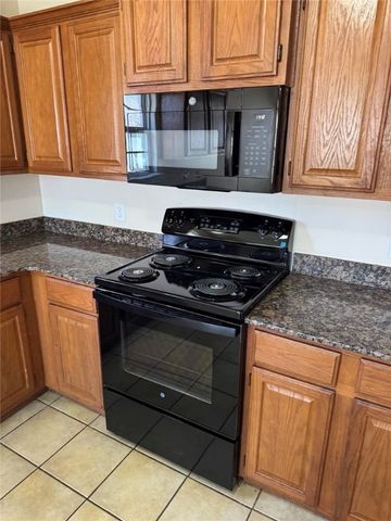 812 Grant Avenue, Prairie Grove, AR 72753