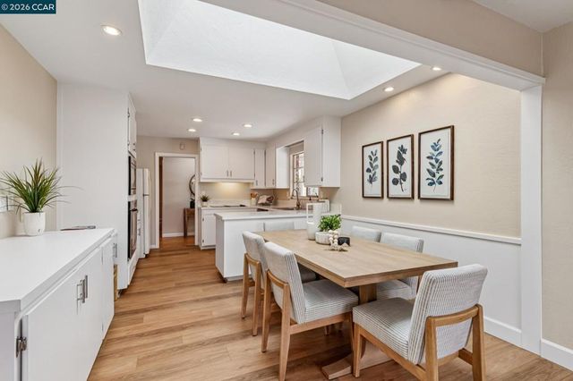 1103 1103 Larch Avenue, Moraga, CA 94556