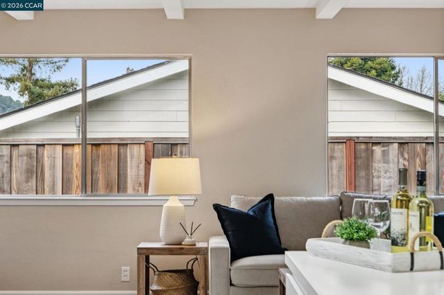 1103 1103 Larch Avenue, Moraga, CA 94556