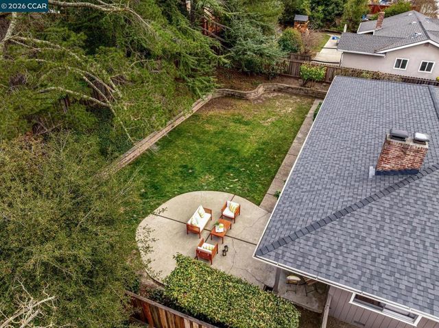 1103 1103 Larch Avenue, Moraga, CA 94556