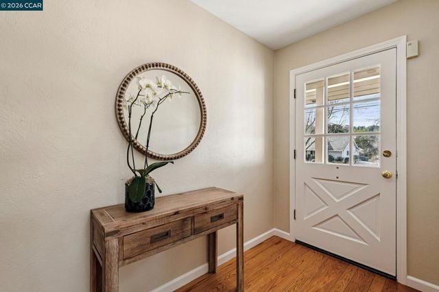 1103 1103 Larch Avenue, Moraga, CA 94556