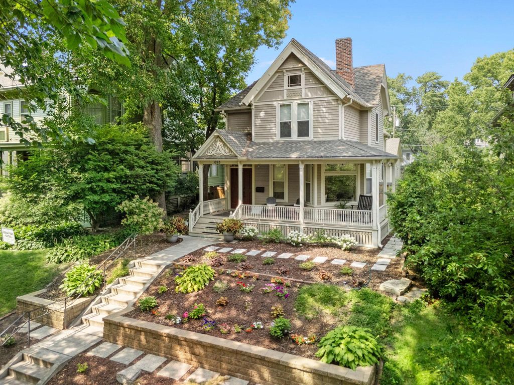 695 Fairmount Avenue, Saint Paul, MN 55105 — exterior