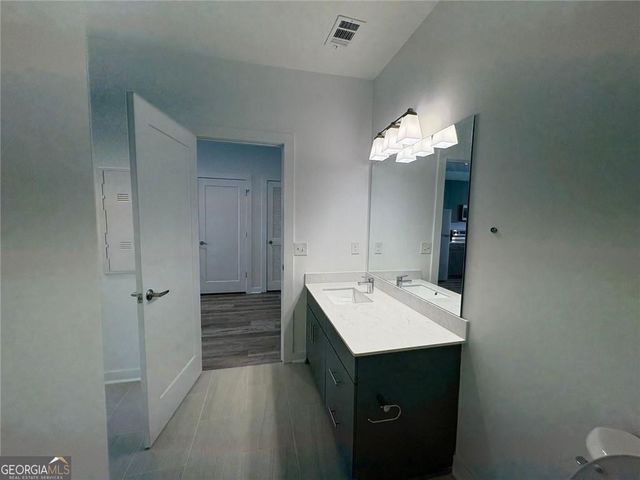 525 Parkway Drive NE APT 510, Atlanta, GA 30308