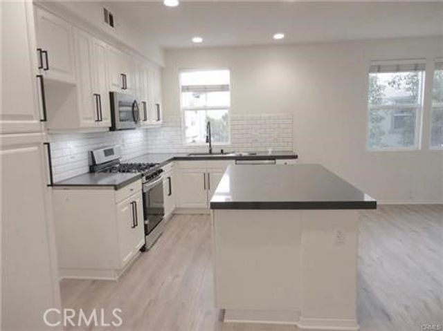 77 Koehler, Buena Park, CA 90621