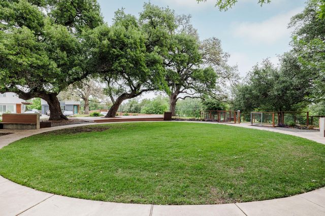 801 N Bluff DR 28, Austin, TX 78745