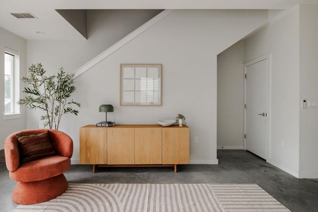 801 N Bluff DR 28, Austin, TX 78745