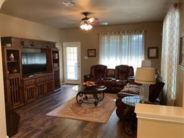 16100 S Great Oaks DR 602, Round Rock, TX 78681