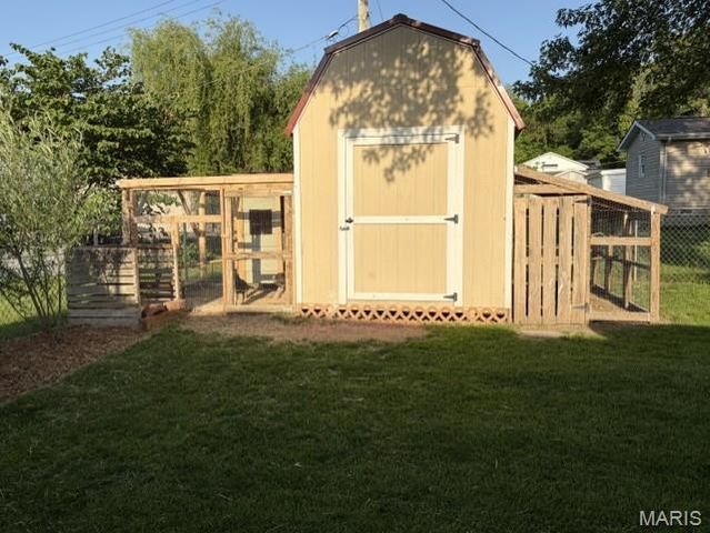 1495 Veterans Drive, De Soto, MO 63020