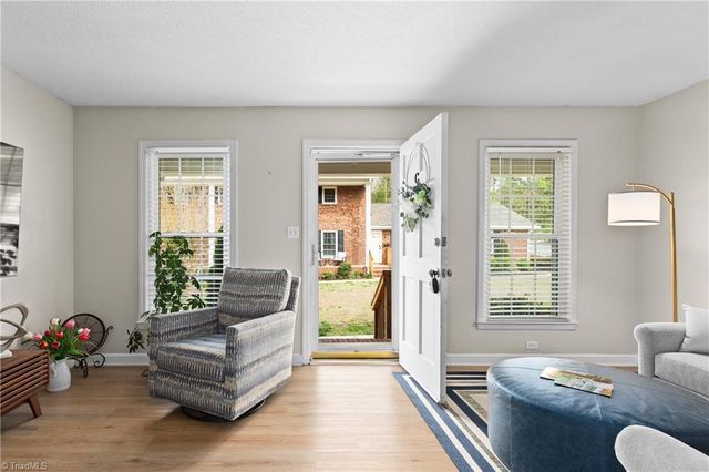 1007 Robin Hood Road C, High Point, NC 27262