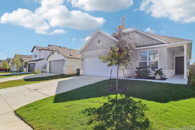 1106 Pigeon Lane, Marion, TX 78124